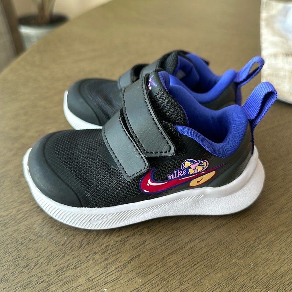Nike Star Runner US size 5C / EUR 21 baby sneakers